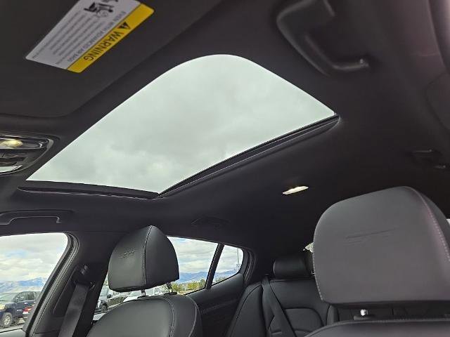 Used 2023 Kia Stinger GT2 AWD/4WD image 39