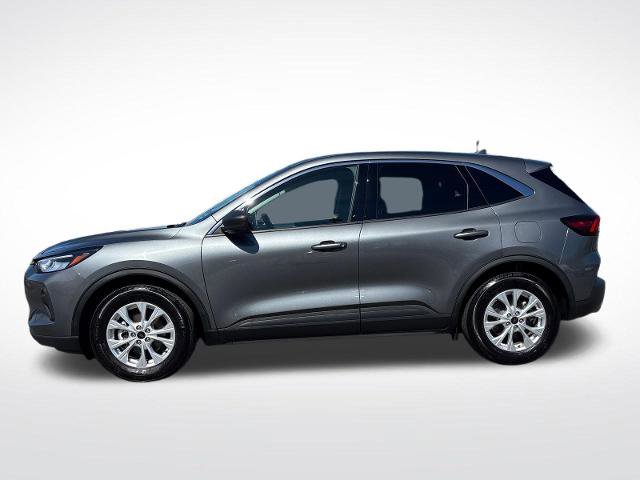 Certified 2024 Ford Escape Active FWD image 2