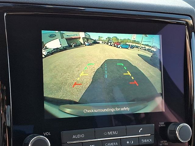 Used 2024 Nissan Frontier SV AWD/4WD image 17