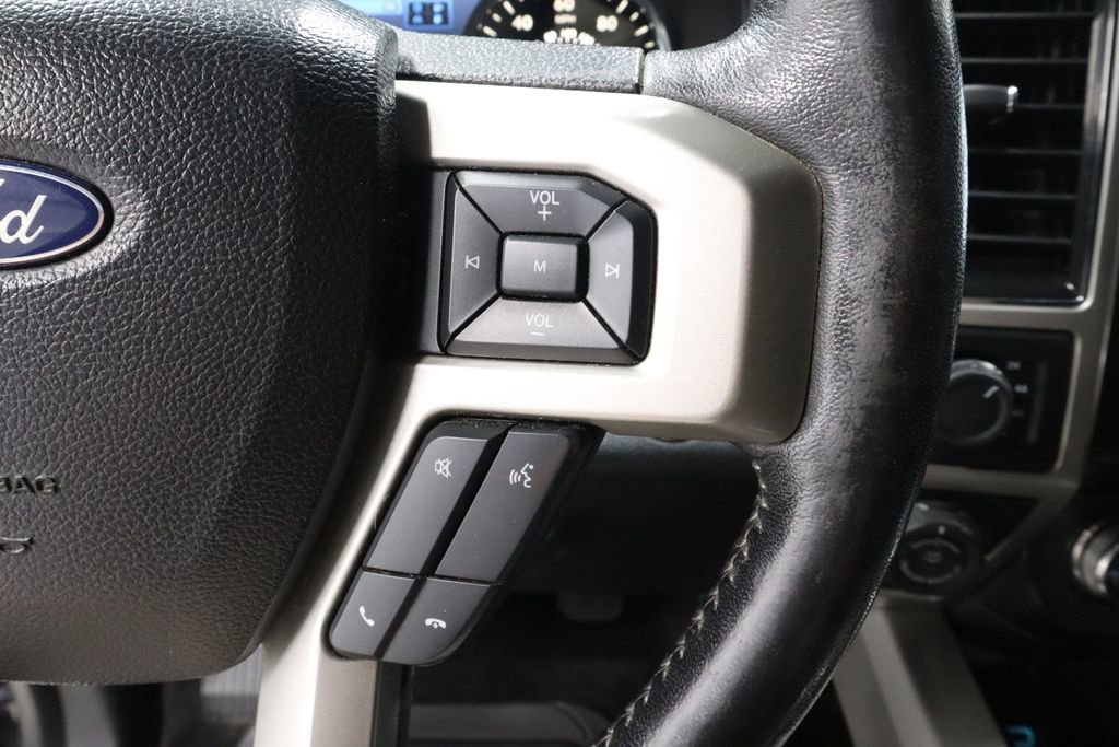 Certified 2017 Ford F150 Lariat w/ Equipment Group 502A Luxury image 30