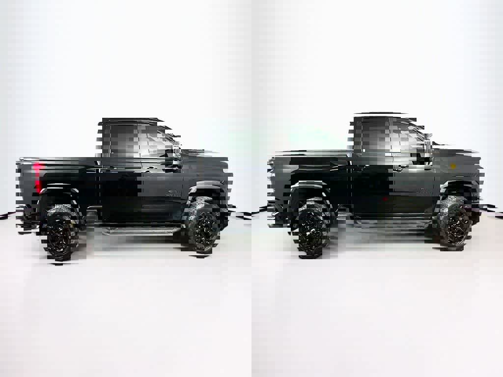 Used 2022 Chevrolet Silverado 2500 LTZ w/ LTZ Plus Package image 26