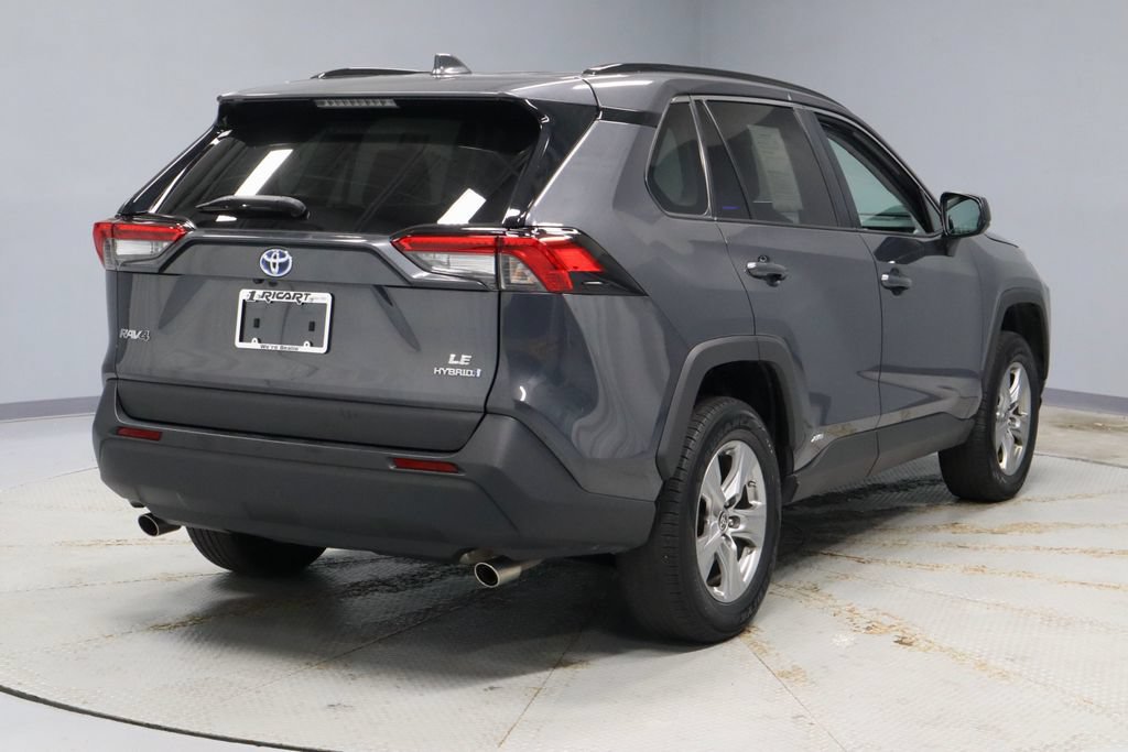 Used 2024 Toyota RAV4 LE AWD/4WD image 11