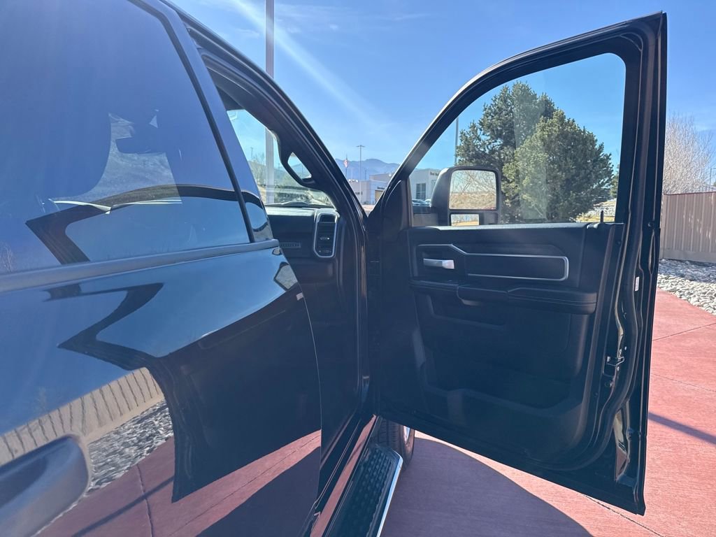 Used 2024 RAM 2500 Big Horn image 25