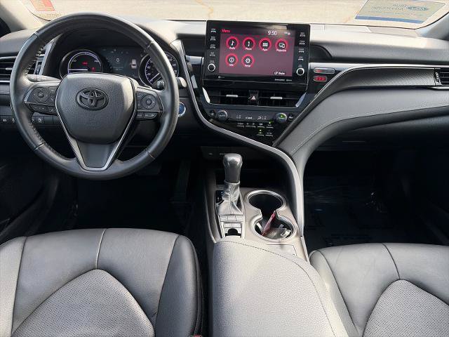 Used 2022 Toyota Camry XSE FWD image 6