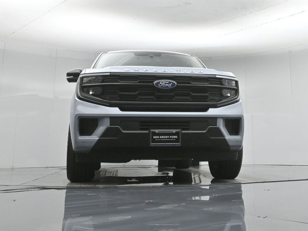Certified 2025 Ford Expedition Max Active RWD image 49