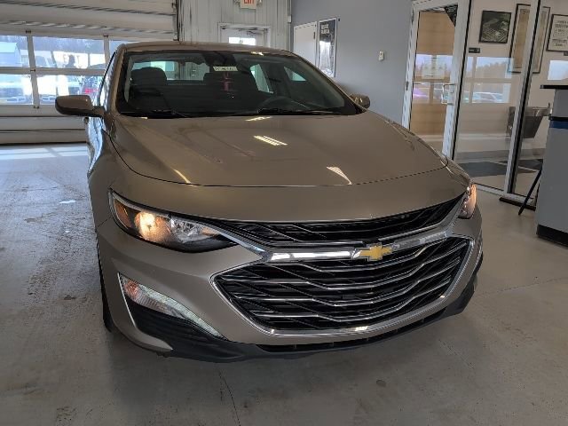 Used 2023 Chevrolet Malibu LT image 9