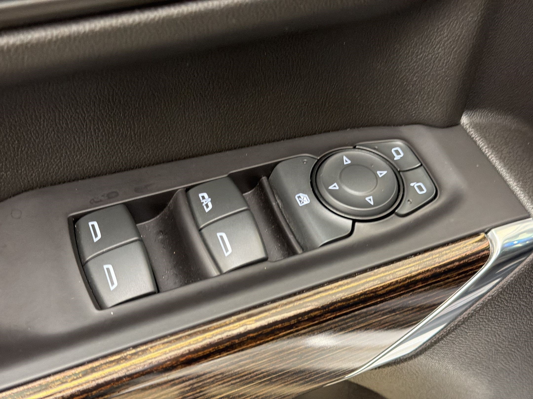 Used 2021 GMC Sierra 1500 Elevation AWD/4WD image 25
