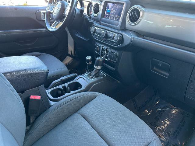 Used 2020 Jeep Wrangler Unlimited Sahara image 15