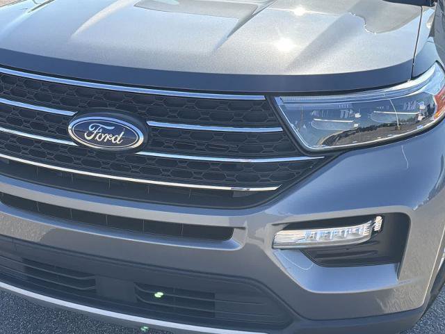 Certified 2023 Ford Explorer XLT w/ Equipment Group 202A AWD/4WD image 11