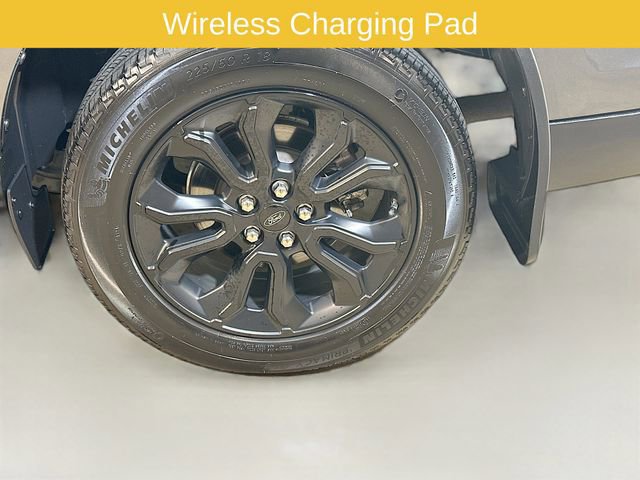 Certified 2024 Ford Maverick Lariat w/ Black Appearance Package image 6