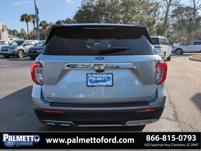 Certified 2024 Ford Explorer XLT w/ Equipment Group 202A image 3