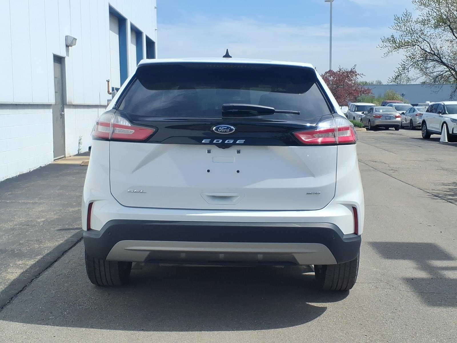 Certified 2023 Ford Edge SEL w/ Convenience Package AWD/4WD image 5