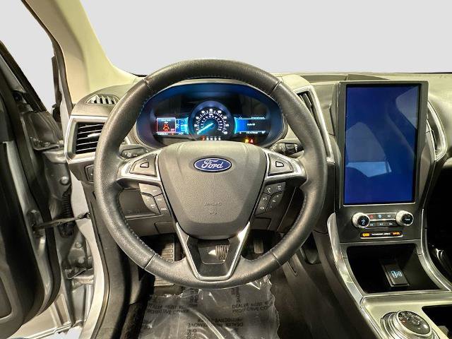Certified 2024 Ford Edge Titanium AWD/4WD image 10