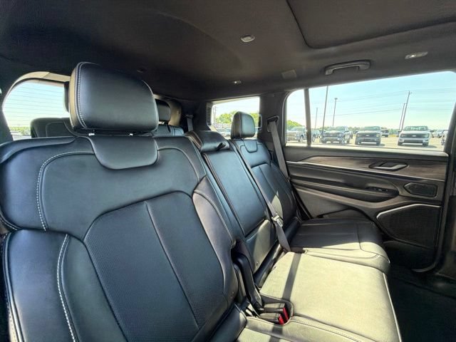 Used 2023 Jeep Grand Cherokee L Overland AWD/4WD image 20