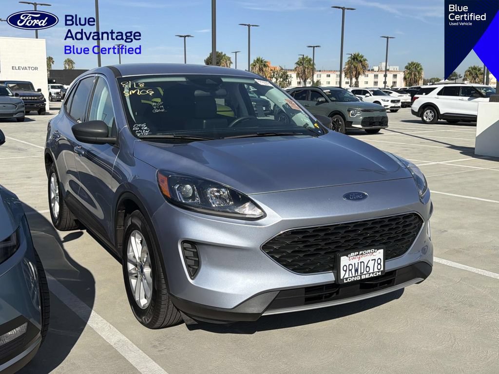 Certified 2022 Ford Escape SE FWD image 17