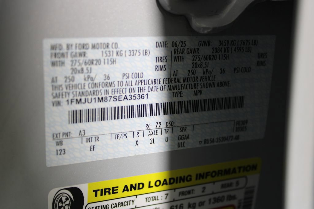 Certified 2025 Ford Expedition Platinum image 26