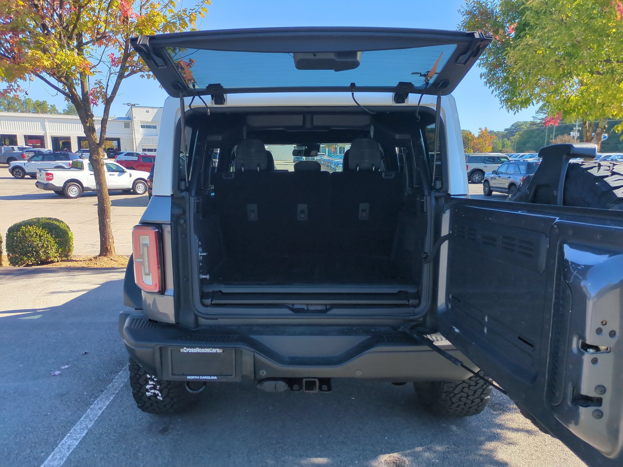 Certified 2024 Ford Bronco Heritage Edition AWD/4WD image 29