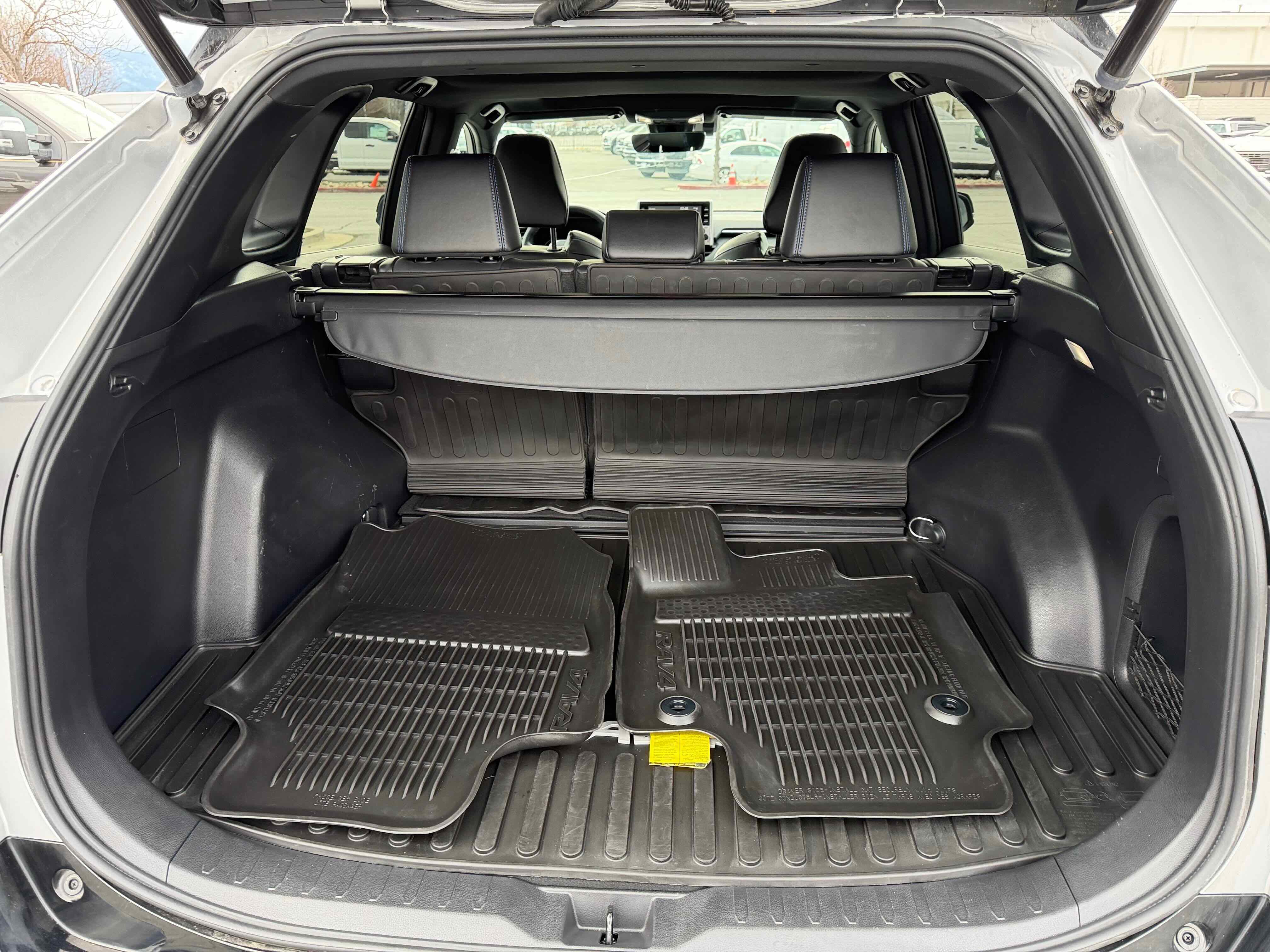 Used 2022 Toyota RAV4 XSE w/ XSE Grade Weather Package image 31