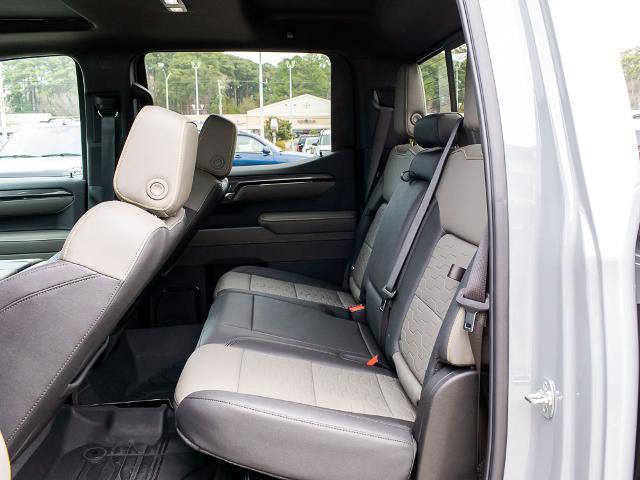 Used 2025 Chevrolet Silverado 1500 ZR2 w/ Technology Package AWD/4WD image 17
