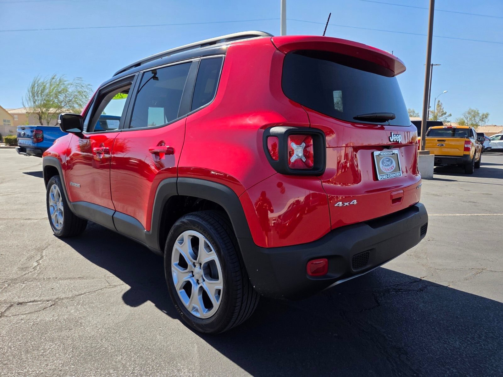 Used 2023 Jeep Renegade Limited w/ Sun/Sound Group AWD/4WD image 4