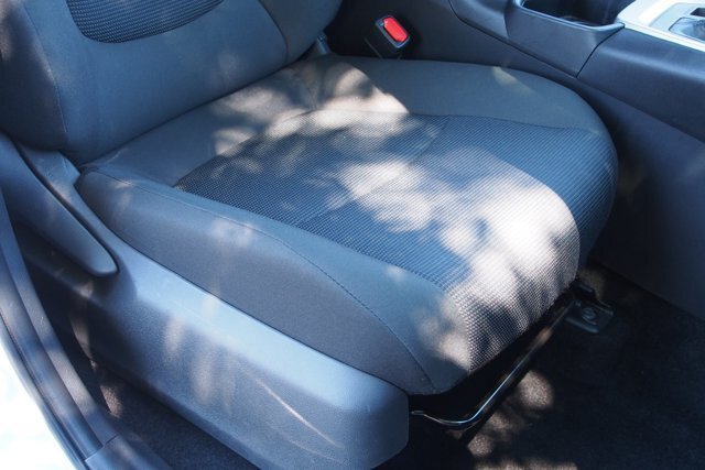 Used 2024 Toyota RAV4 LE FWD image 12