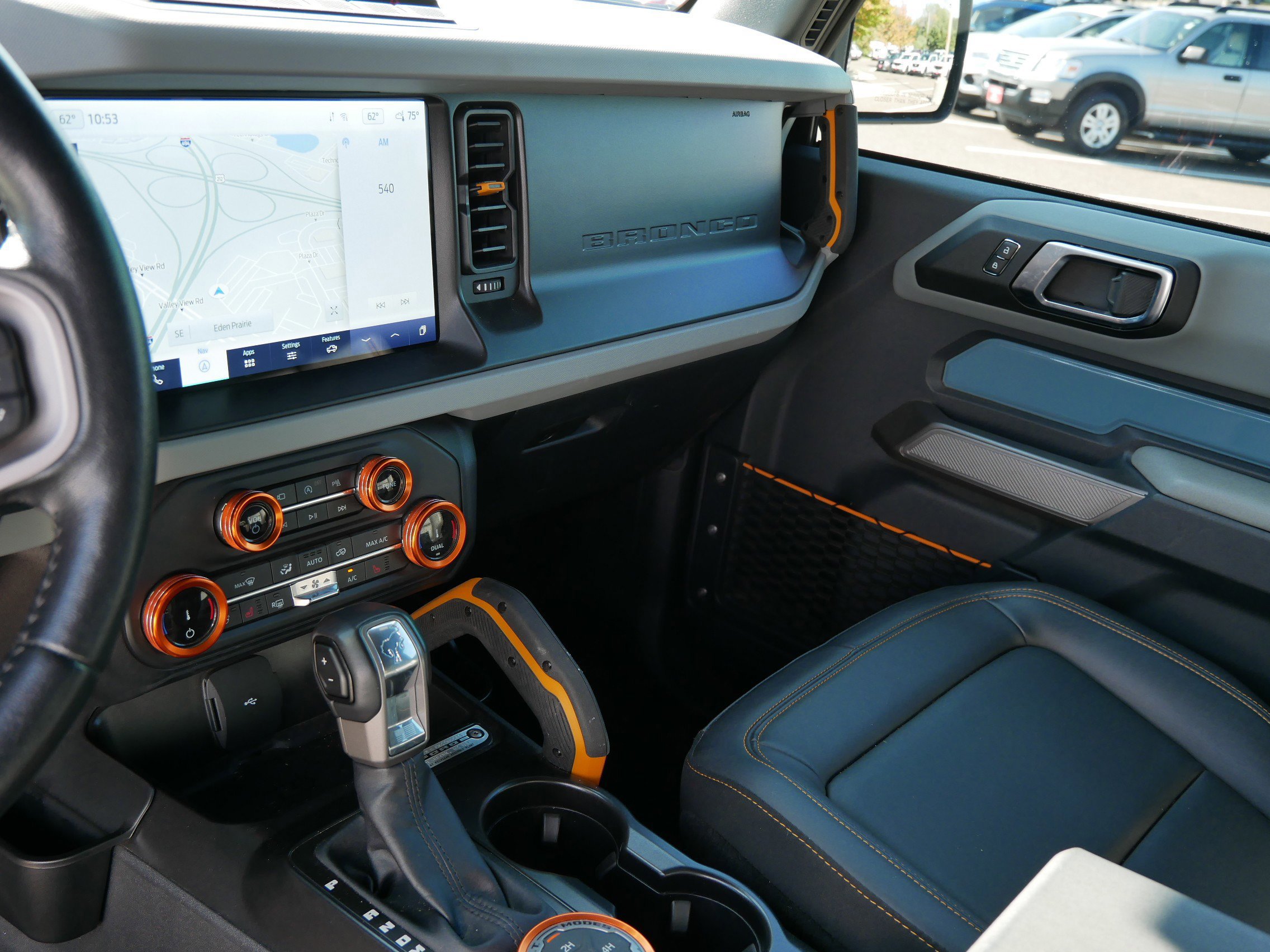 Certified 2022 Ford Bronco Badlands image 13