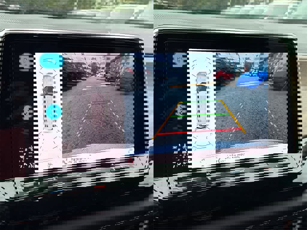 Used 2024 Volkswagen Atlas SE image 30