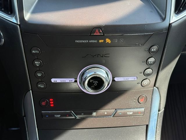 Certified 2020 Ford Edge Titanium AWD/4WD image 11