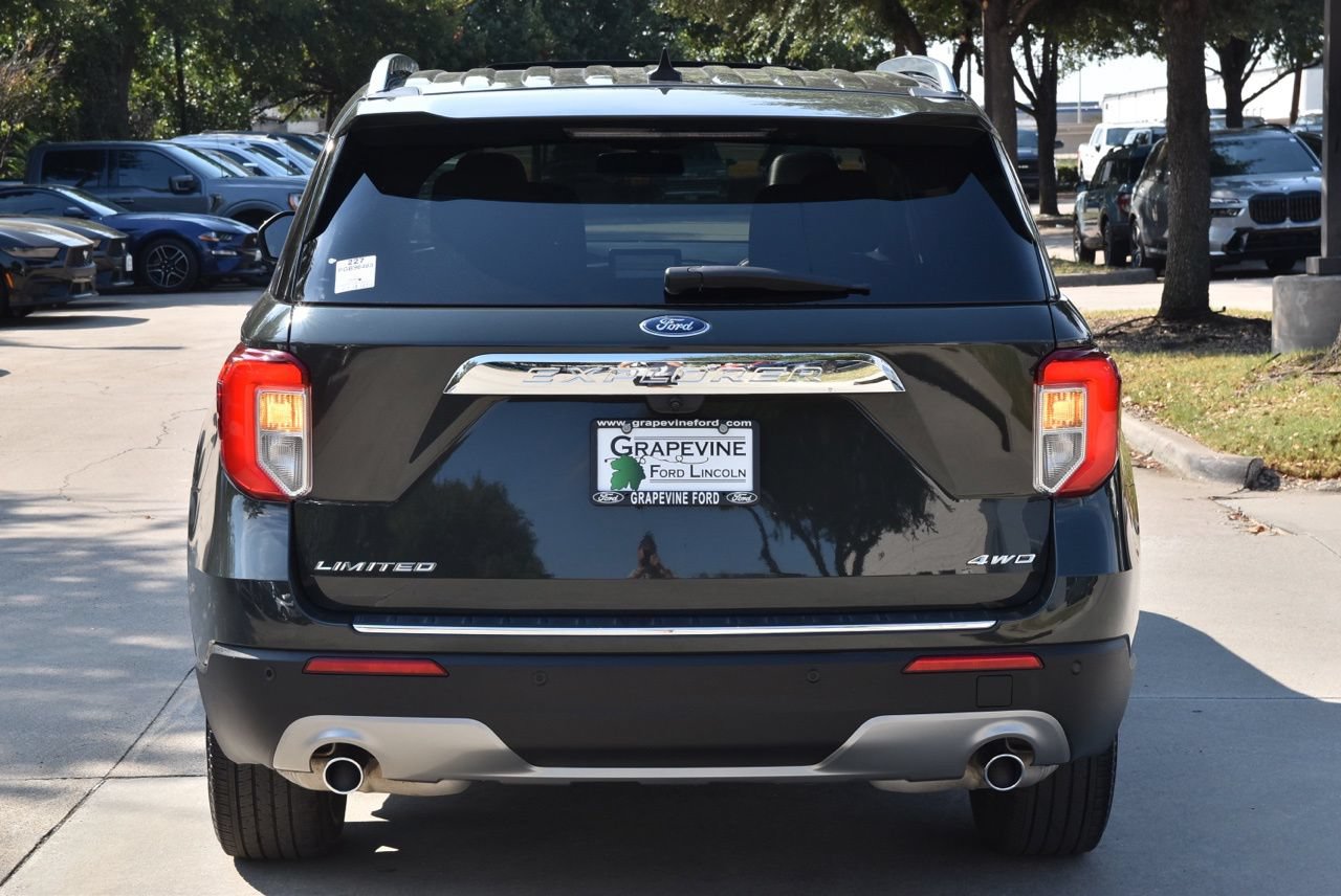 Certified 2023 Ford Explorer Limited AWD/4WD image 9
