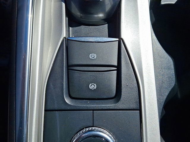 Certified 2023 Ford Explorer XLT w/ Equipment Group 202A AWD/4WD image 27