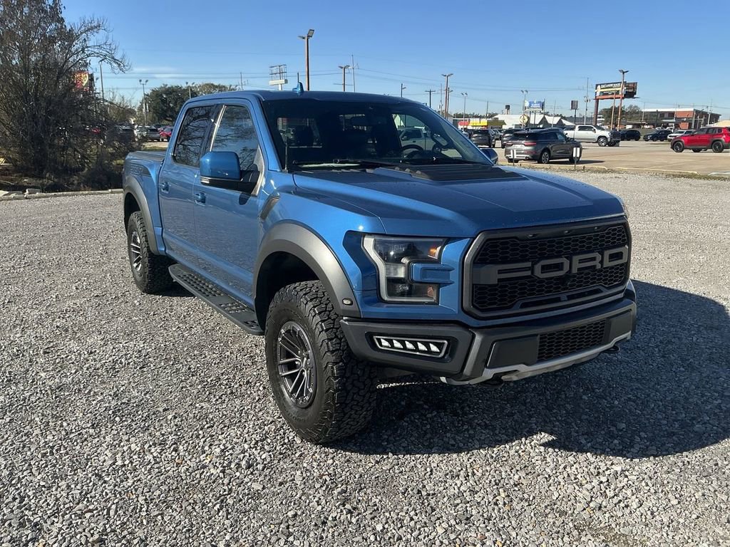 Certified 2020 Ford F150 Raptor w/ Equipment Group 802A Luxury image 9
