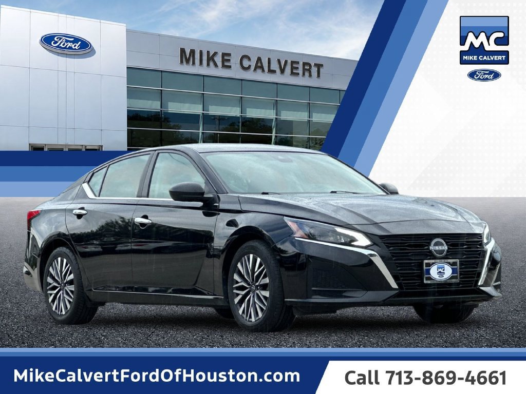Used 2025 Nissan Altima 2.5 SV FWD image 7