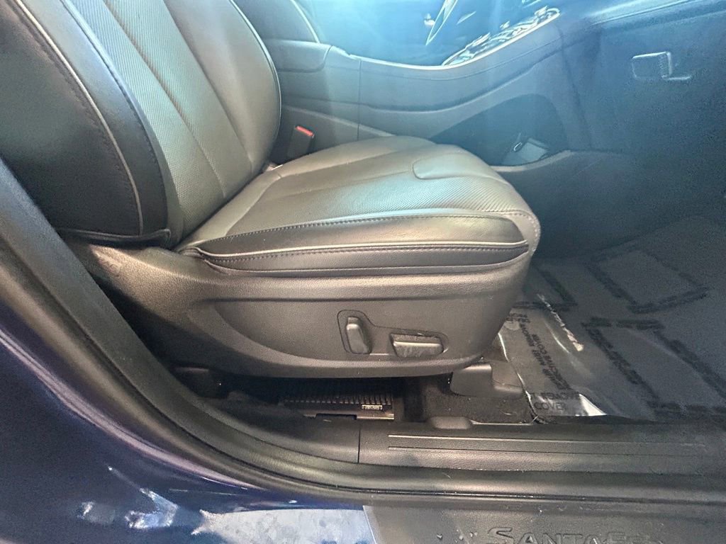Used 2022 Hyundai Santa Fe Limited image 26