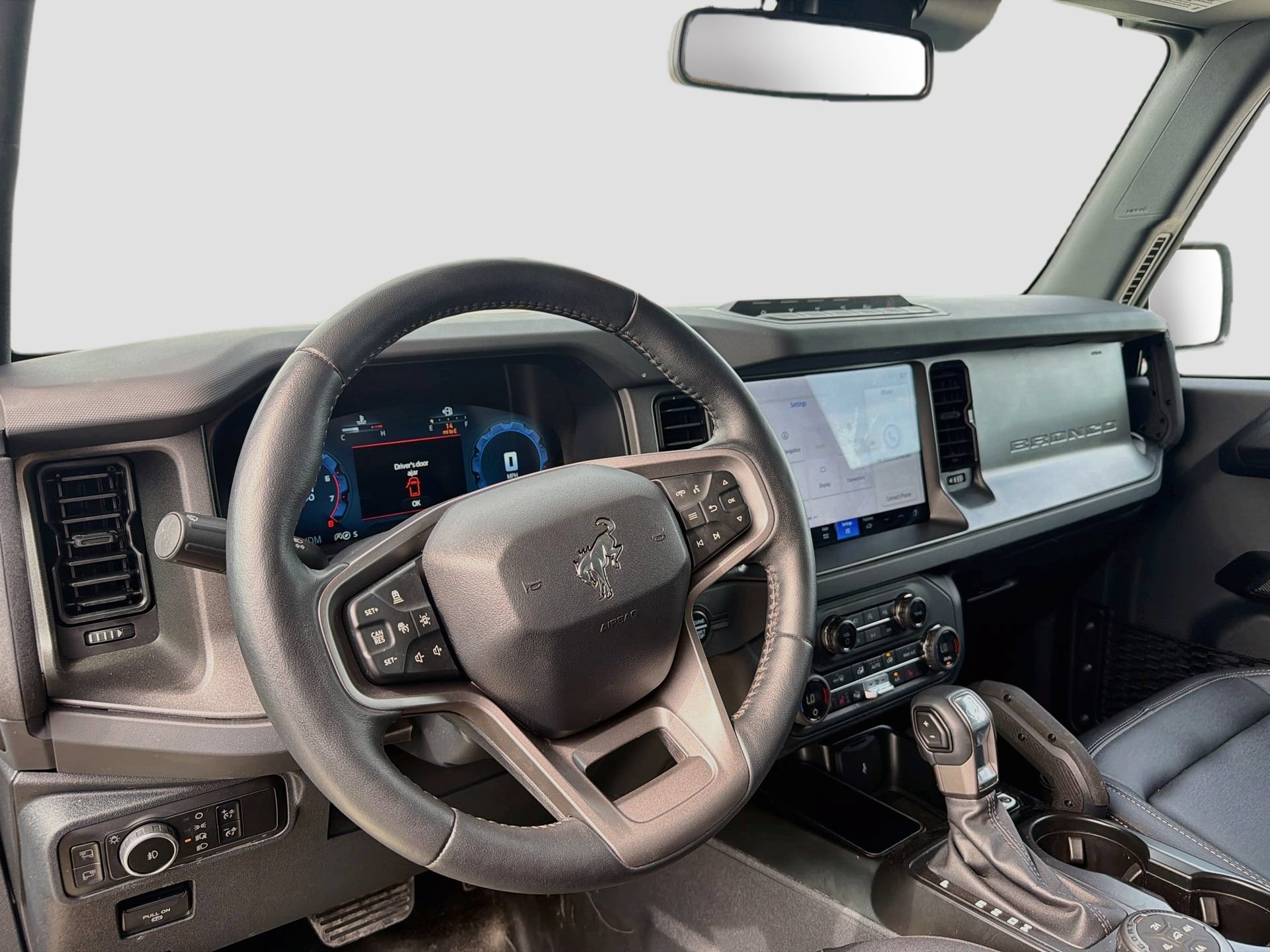 Certified 2025 Ford Bronco Badlands AWD/4WD image 9