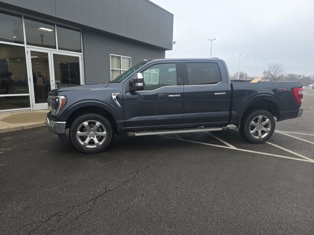 Certified 2022 Ford F150 Lariat w/ Equipment Group 502A High image 3