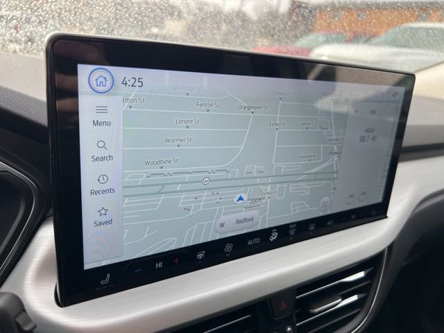 Certified 2023 Ford Escape Platinum w/ Premium Technology Package image 14