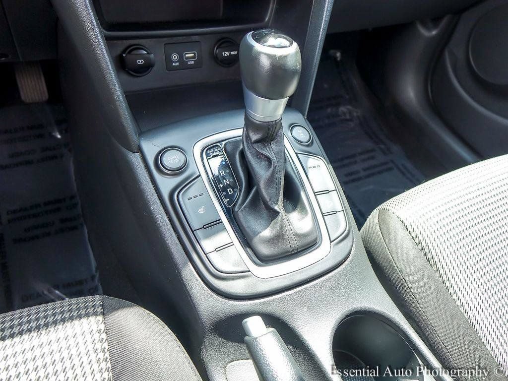 Used 2019 Hyundai Kona SEL AWD/4WD image 18