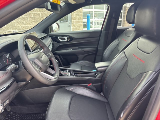 Used 2023 Jeep Compass Trailhawk AWD/4WD image 13