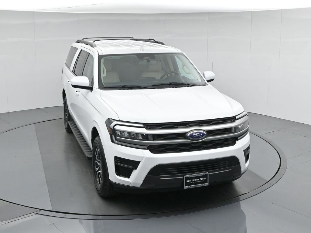 Certified 2024 Ford Expedition Max XLT image 4