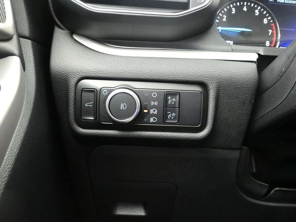Certified 2024 Ford Explorer XLT w/ Equipment Group 202A image 18