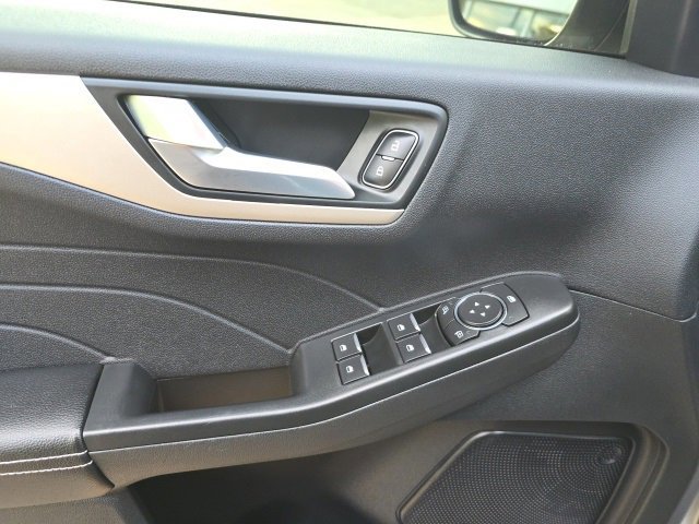 Certified 2022 Ford Escape SEL image 12