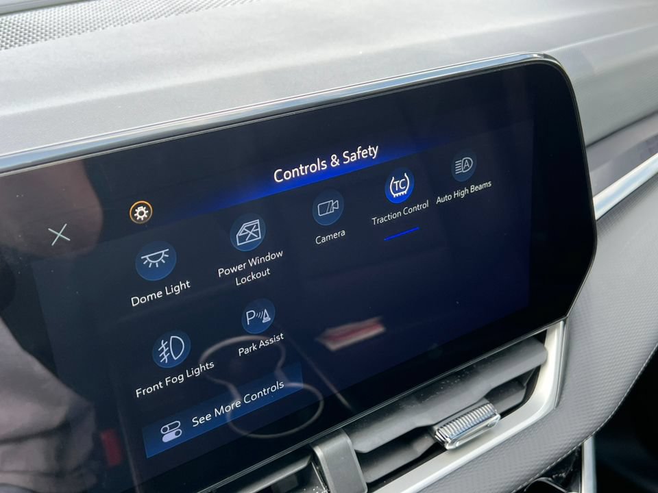 Used 2025 Chevrolet Equinox LT w/ Convenience Package II AWD/4WD image 21
