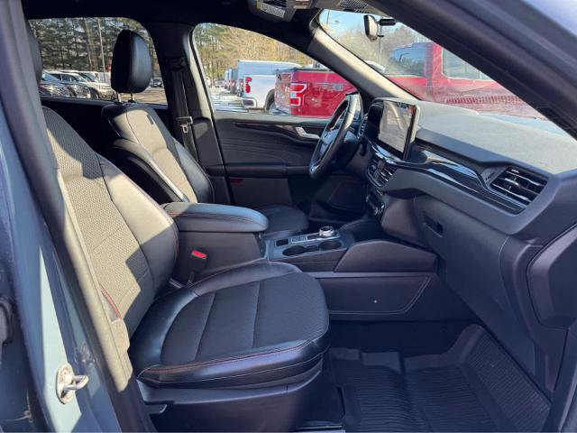 Certified 2023 Ford Escape ST-Line w/ Tech Pack #1 image 13