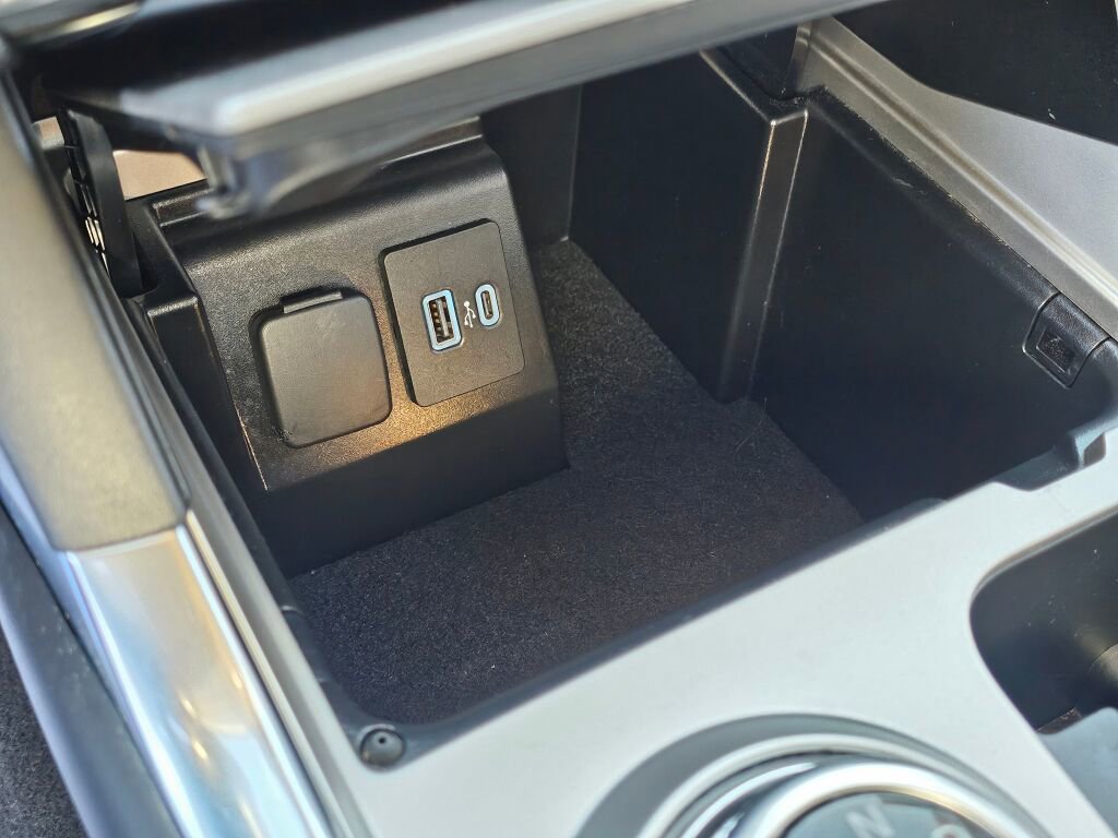 Certified 2023 Ford Explorer Limited image 24