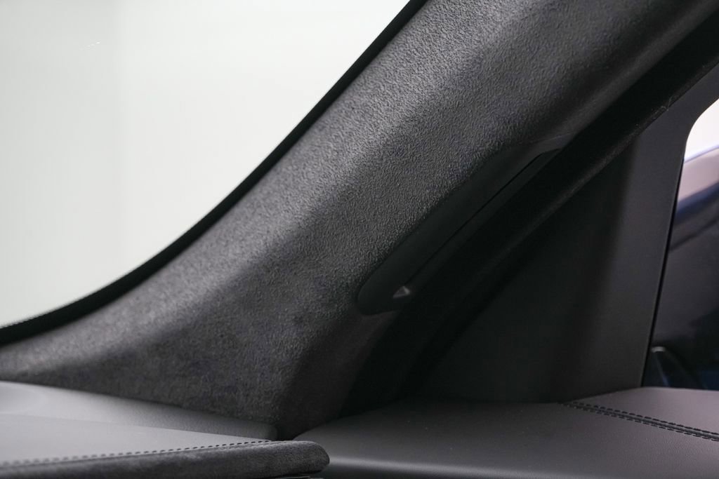 Used 2023 Jaguar F-PACE SVR image 41