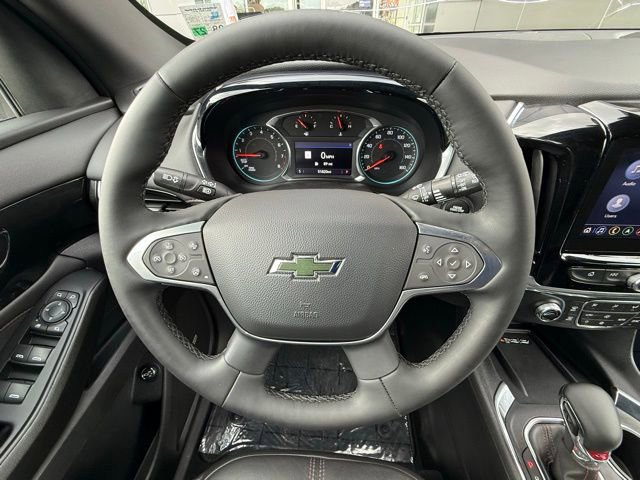 Used 2023 Chevrolet Traverse RS image 26