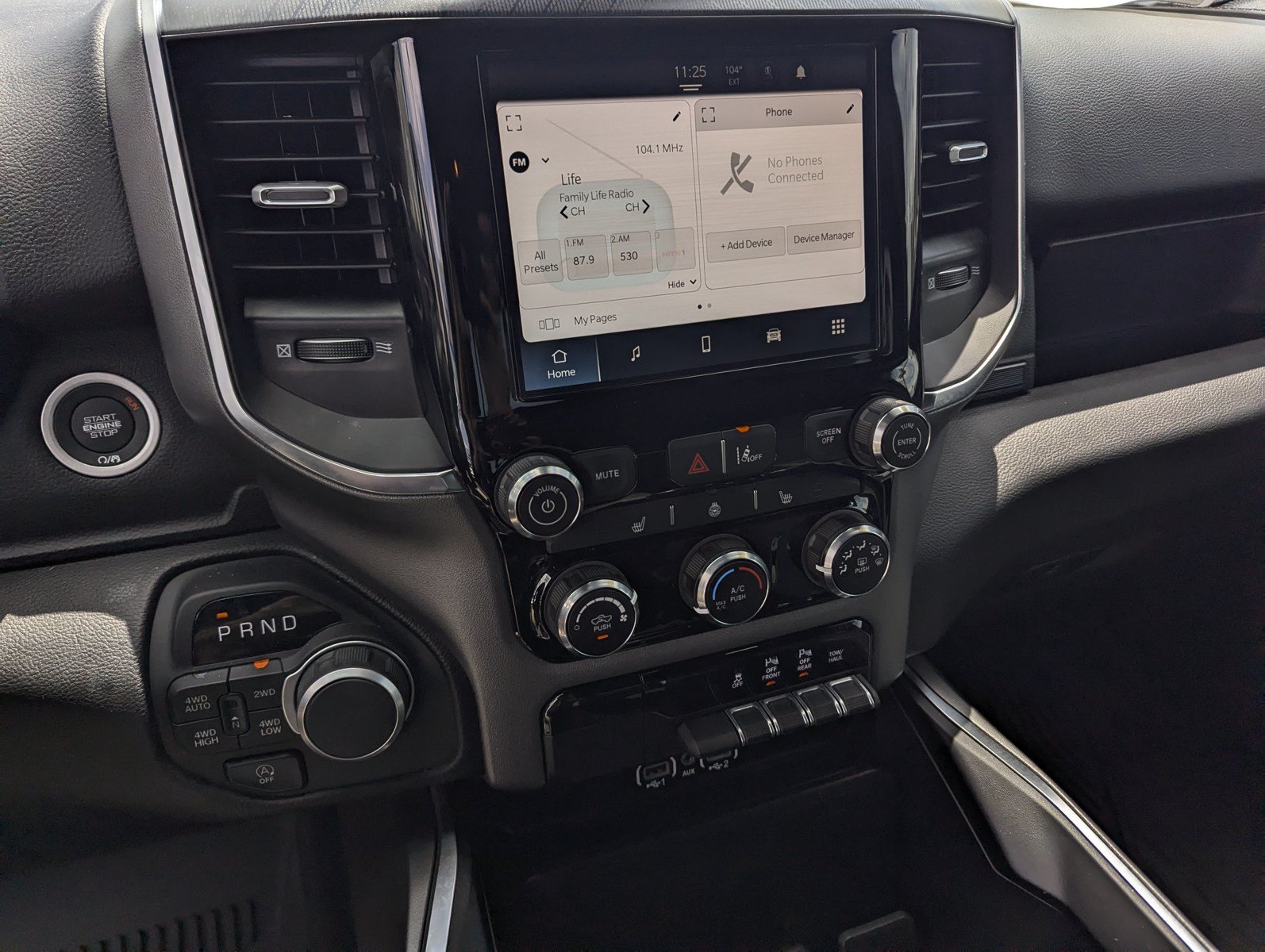Used 2025 RAM 1500 Big Horn AWD/4WD image 11