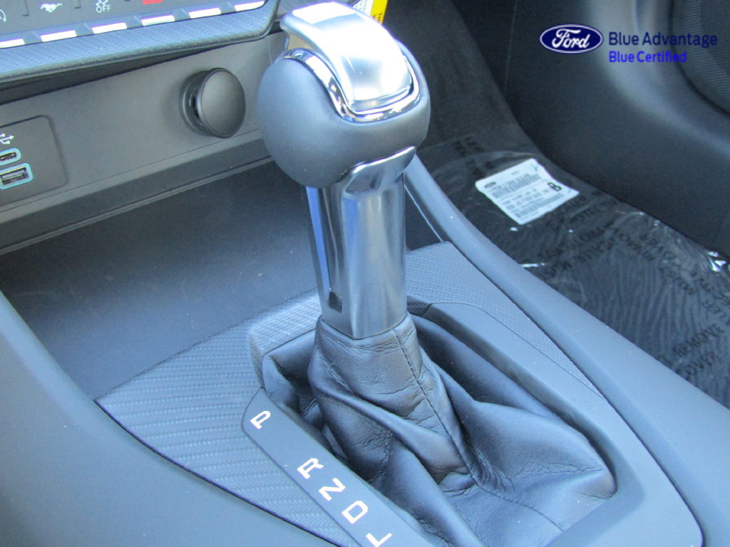 Certified 2026 Ford Mustang Coupe RWD image 30