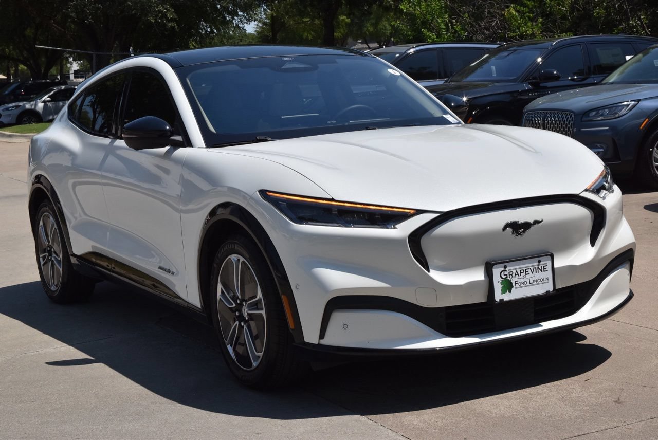 Certified 2023 Ford Mustang Mach-E Premium RWD image 4