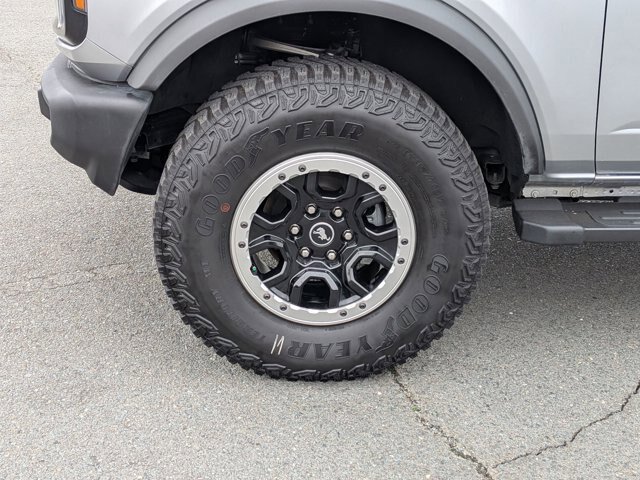 Certified 2023 Ford Bronco Outer Banks w/ Sasquatch Package AWD/4WD image 11
